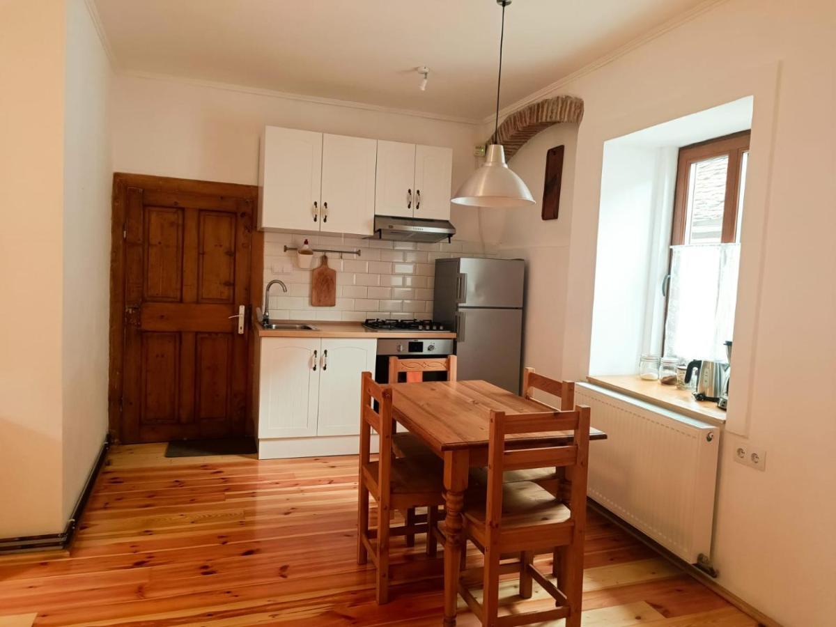 Heltau Apartments Cisnădie エクステリア 写真